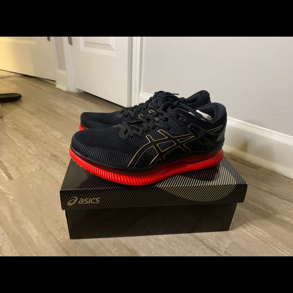 NWB ASICS Women’s MetaRide Running Shoe Size 10 - Picture 3 of 9